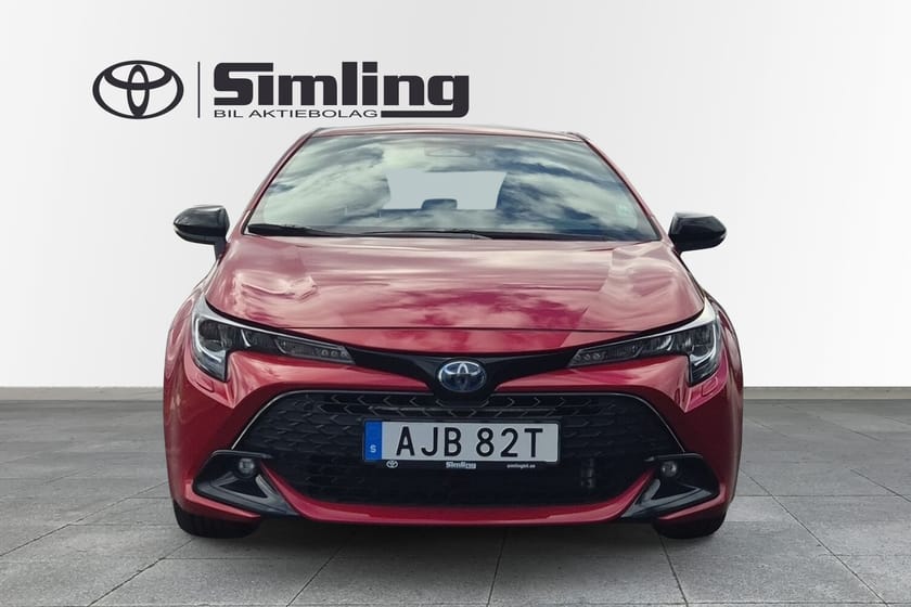 Bild 5 av Toyota Corolla Hybrid 1,8 5D Active, Vinterhjul