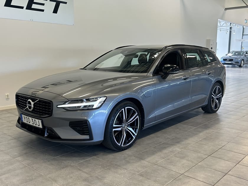Bild 2 av Volvo V60 Recharge R-Design T6 AWD 341hk Aut/Drag/Navi