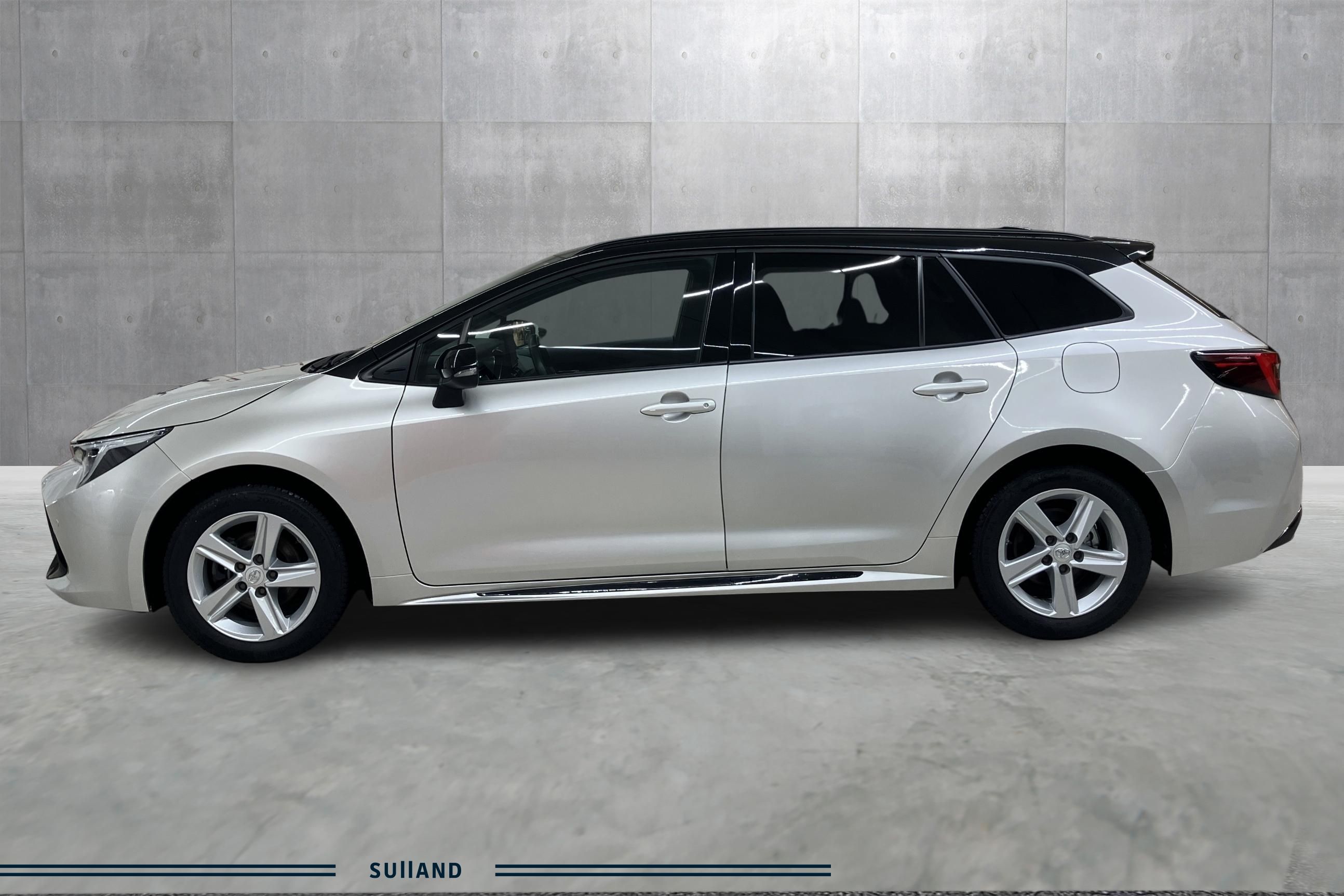 Thumnail bilde 1 av Toyota Corolla Touring Sports Hybrid