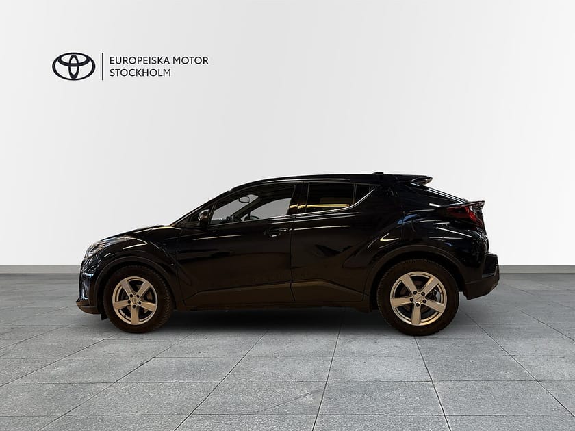 Bild 3 av Toyota C-HR Hybrid 1,8 CVT X-Edition Vinterhjul Ledljusramp