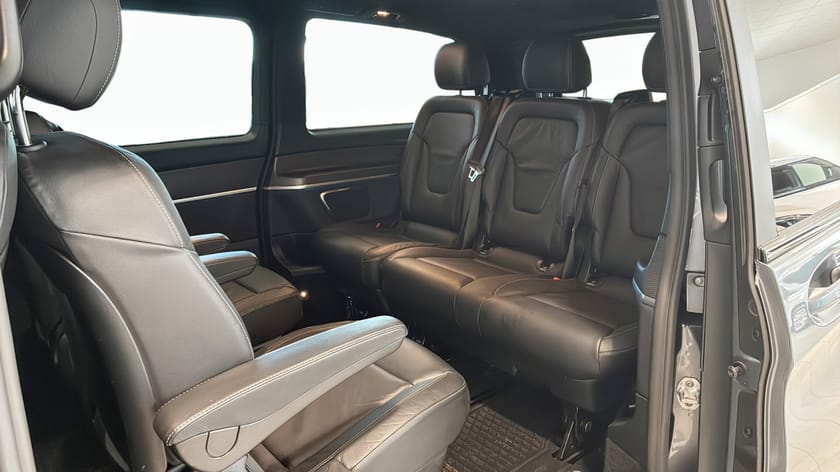 Bild 5 av Mercedes-Benz V 300d 4MATIC 3.2t 300 D AVANTGARDE LÅNG