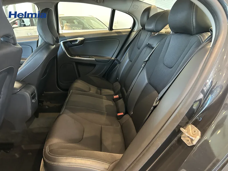 Bild 8 av 12 – Volvo S60 D3 Classic Momentum
