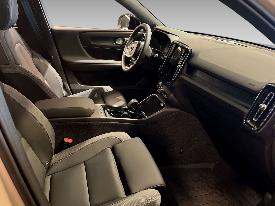 Bild 4 av 6 på bilen