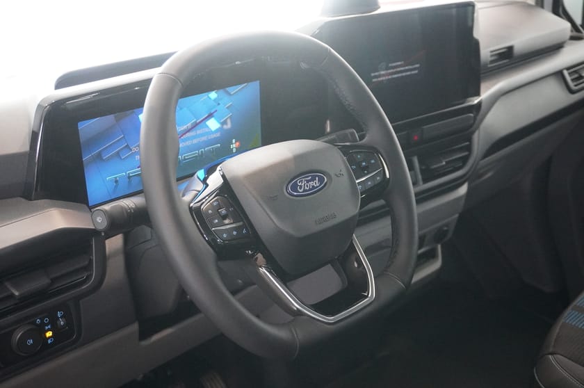 Bild 2 av Ford Transit Custom 320 Skåp Sport 320l LWB 2.0l Ecoblue 170hk 8AT AWD Diesel
