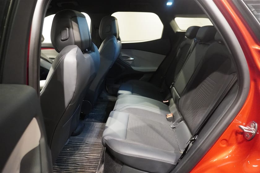 Bild 5 av Ford Explorer EV Extended Range AWD Premium Long 78kWh 340hk Panoram, Drag, Värmepump