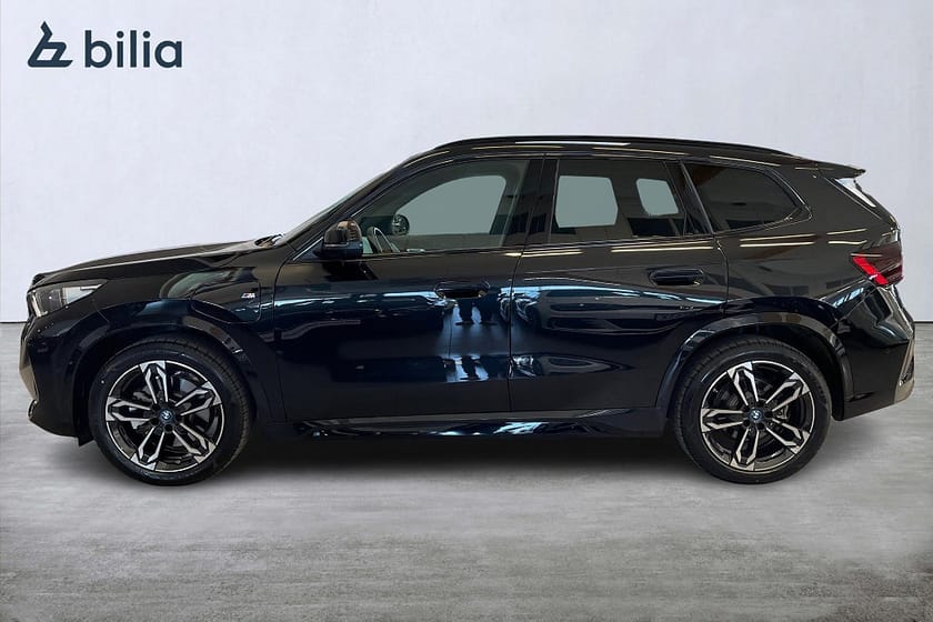 Bild 3 av BMW X1 xDrive30e M Sport Innovation H/K Drag DAP HuD 360Kamera