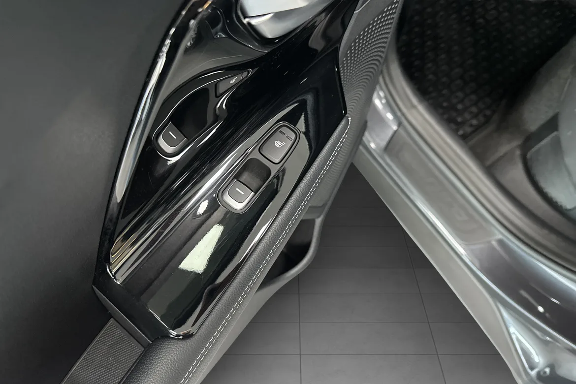 picture of a car