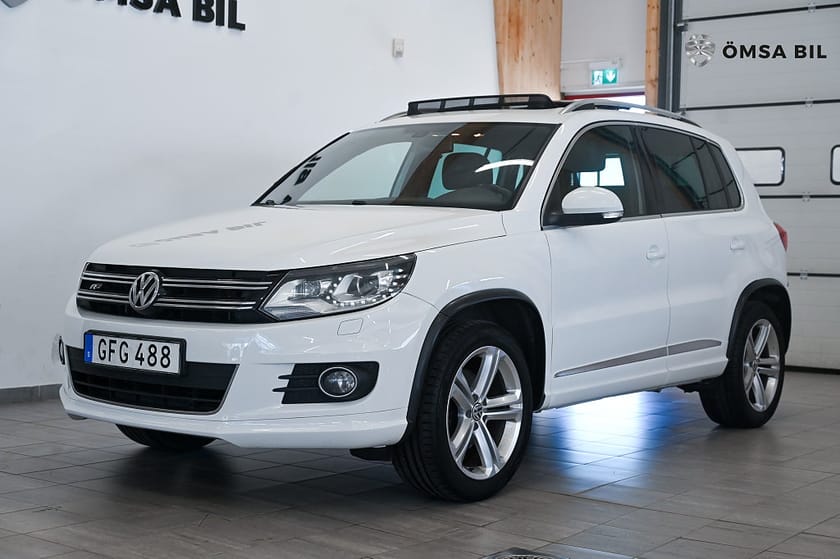 Bild 2 av Volkswagen Tiguan 2.0 TDI 4Motion R Line Panorama Värmare 184hk