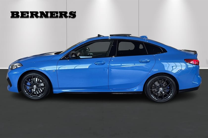 Bild 2 av BMW M235i xDrive Gran Coupé M-sport HuD Pano H/K