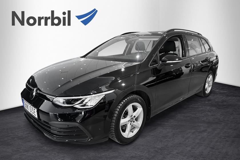 Bild 3 av Volkswagen Golf Sportscombi eTSI 130 Backkamera Sportstolar