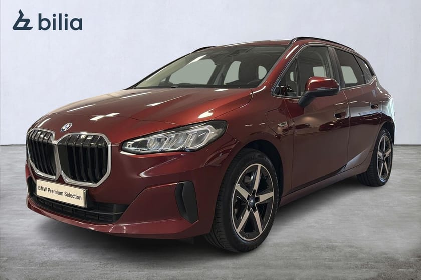 Bild 1 av BMW 230e xDrive Active Tourer | H&K | Panorama |Drag |Backkamera