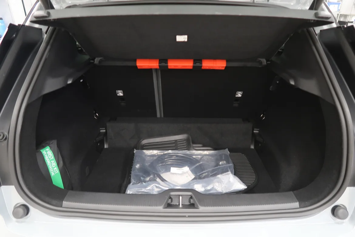 Volvo EX30 Single Motor Extended Range