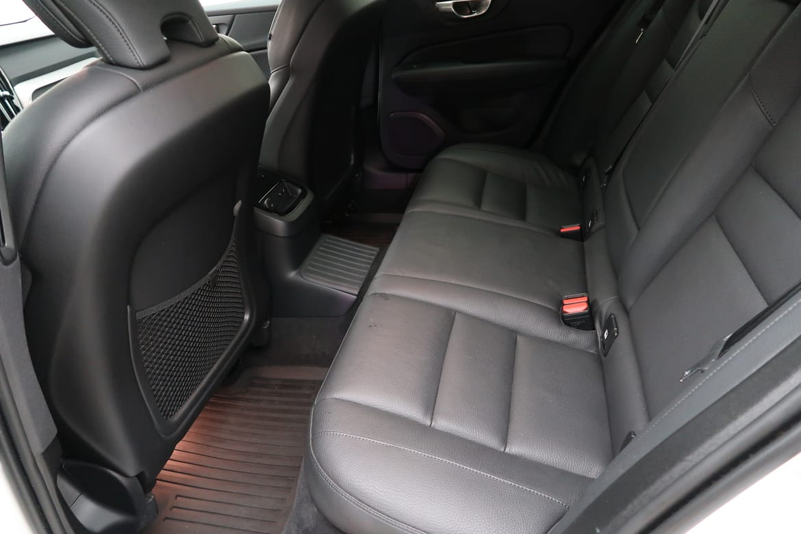 Volvo V60 2025 - miniatyr 4