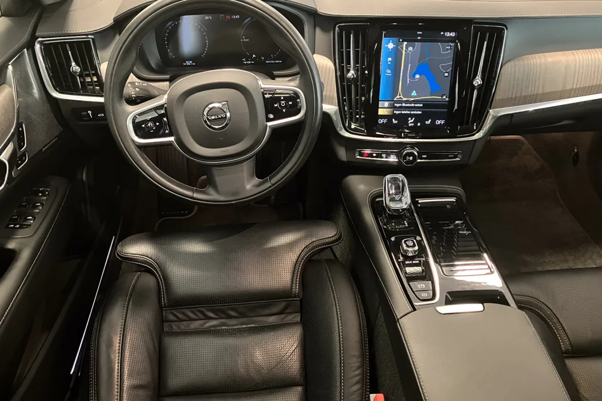 Volvo V90
