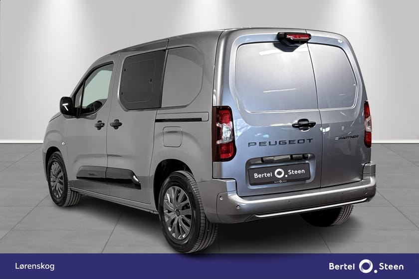 Bilde 3 av Peugeot e-Partner L2 50 kWh | CarPlay | AdCruise | Ryggekamera
