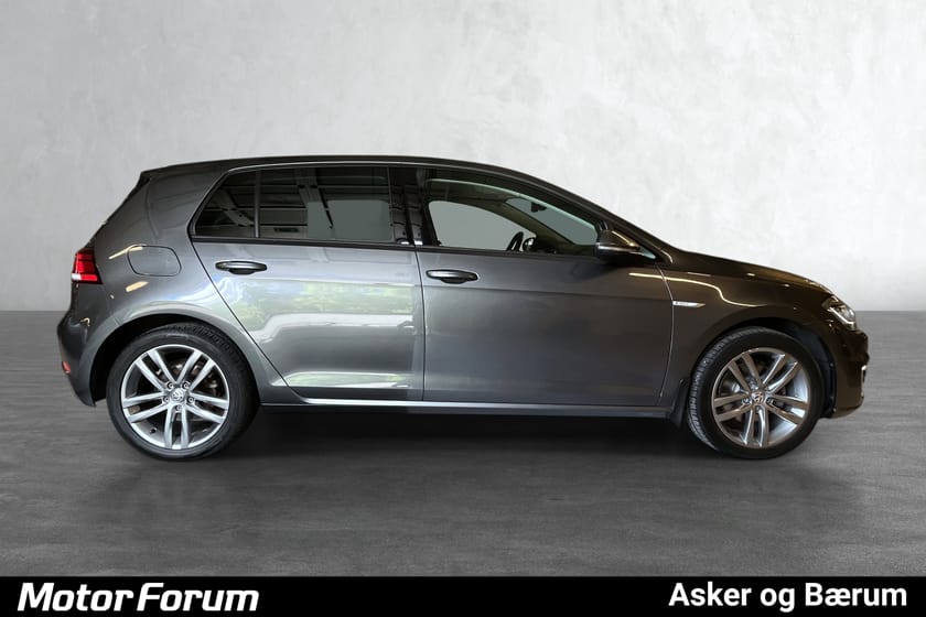 Bilde 4 av Volkswagen e-Golf EXCLUSIVE | SKINN | ACTIVE INFO | KEYLESS | ACC