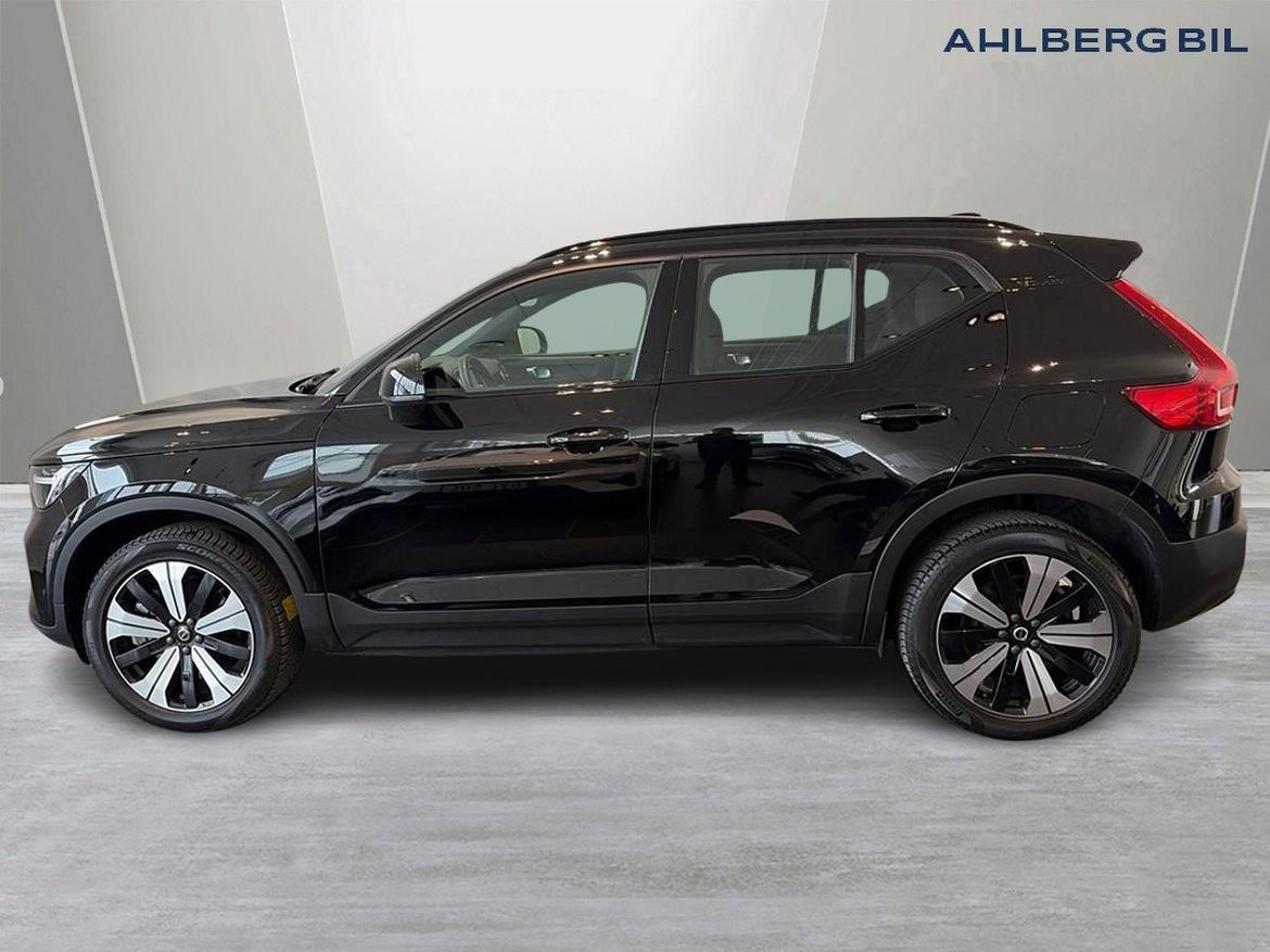 Volvo XC40 2023 - miniatyr 4