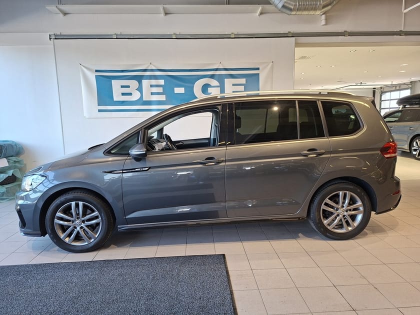 Bild 2 av Volkswagen Touran 7-seater 1.5 TSI 150HK DSG 7-sits Drag Värmare R-line ext
