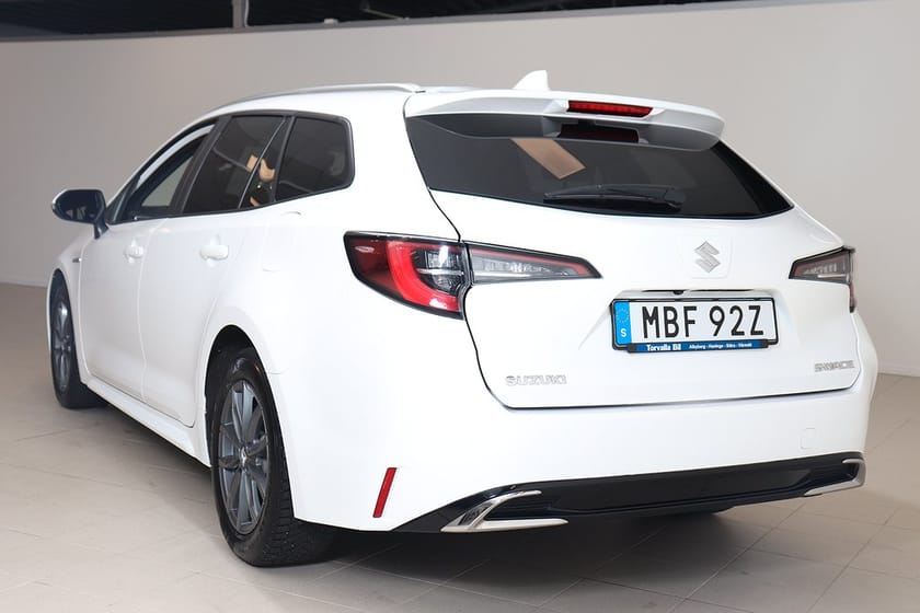 Bild 3 av Suzuki Swace Hybrid AUT 140hk Select Kamera V-Hjul PL 3895:-