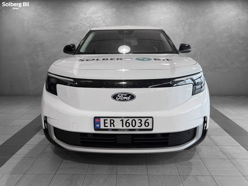 Bilde 2 av Ford Explorer EV Extended Range AWD PREMIUM/FASTRENTE/HENGERFESTE/VARMEPUMPE
