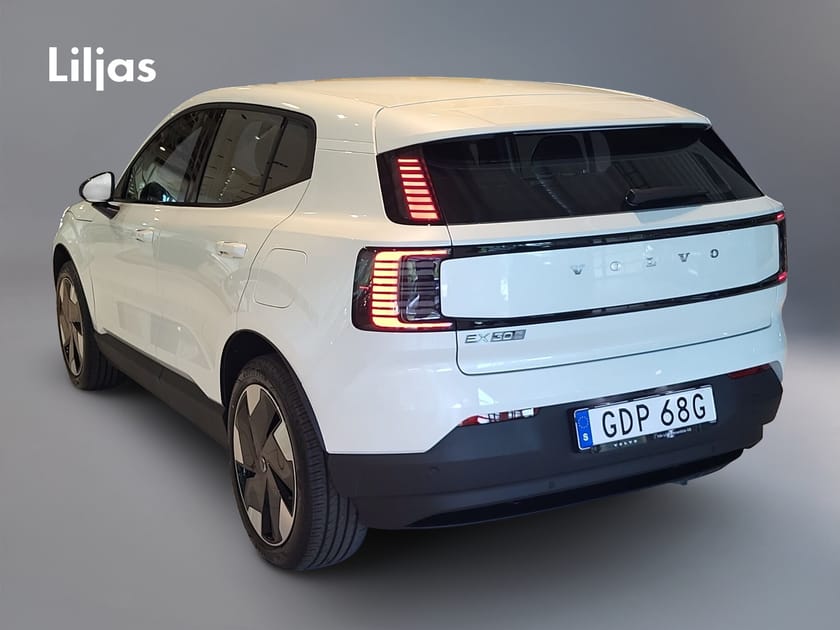 Bild 3 av Volvo EX30 P5 Long Range RWD Plus