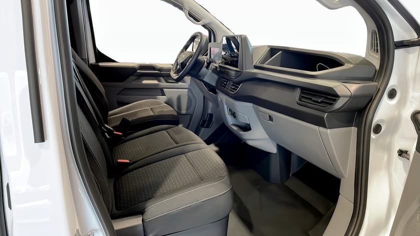 Bild 3 av Ford Transit Custom 280 TREND SKÅP 280S 136 A FWD | Dragkrok | Inklädnad skåp |