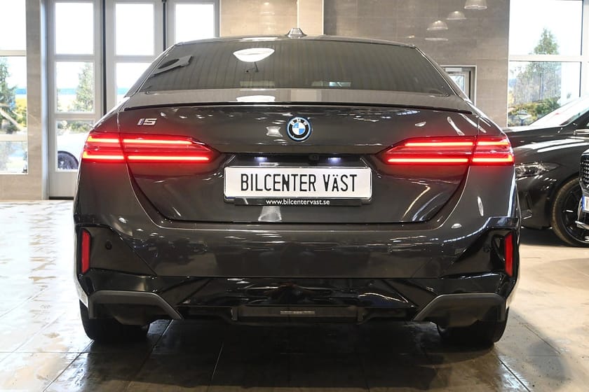 Bild 4 av BMW i5 eDrive40 Sedan eDrive 40 M Sport PRO Business Innovation