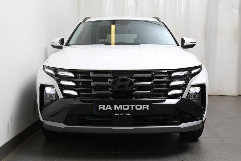Bild 4 av Hyundai Tucson Essential MHEV Automat Navi Kamera Keyless PDC