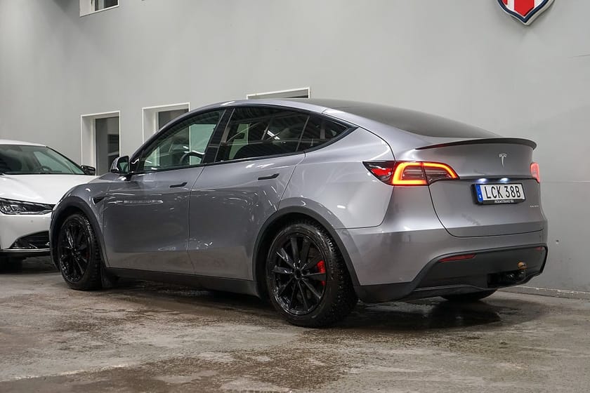 Bild 3 av Tesla Model Y Performance AWD 534hk Drag Värmepump Rattvärme MOMS