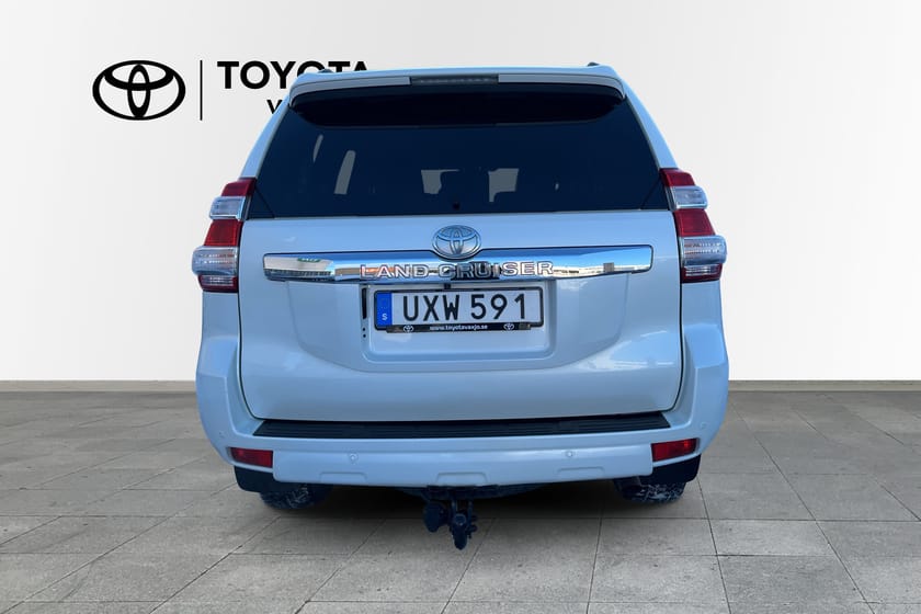 Bild 5 av Toyota Land Cruiser 2,8 4WD Business Off-Road Visibility pack 7-sits Drag V-hjul