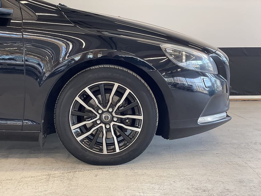 Bild 5 av Volvo V40 D2 Kinetic 115hk Värmare Sensorer Bluetooth