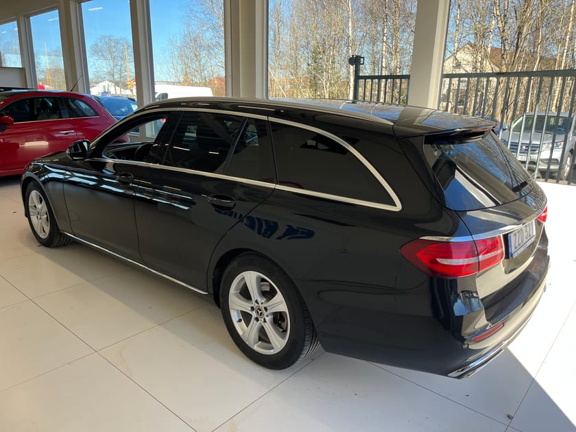 Bild 4 av Mercedes-Benz E 200 T d E200 Avatgarde Aut