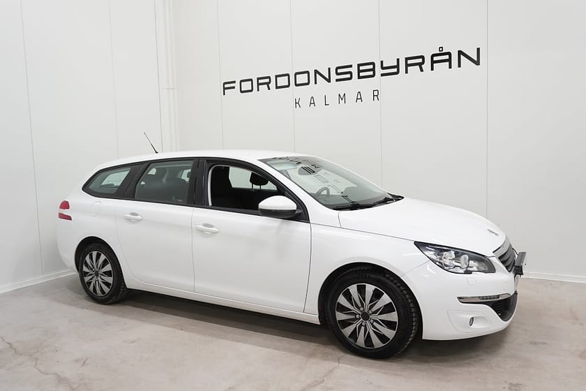 Bild 3 av Peugeot 308 SW 1.2 130HK Aut PDC Nybesiktad Årsskatt 426kr