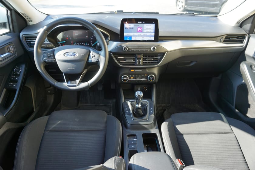 Bild 5 av Ford Focus 1.0 EcoBoost Titanium Limited 5d SoV-Hjul