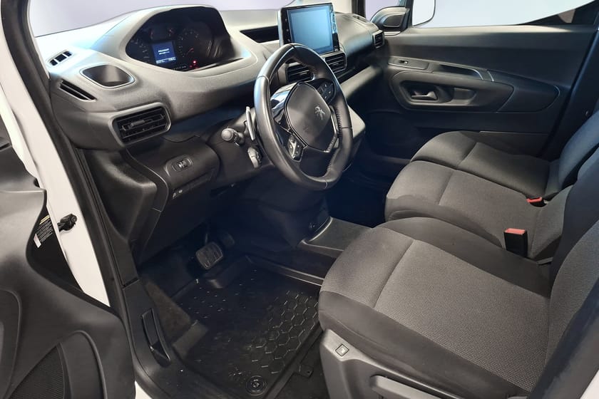 Bilde 5 av Peugeot Partner Mester pluss 1.5 HDI 130hk Aut L2 m/Webasto