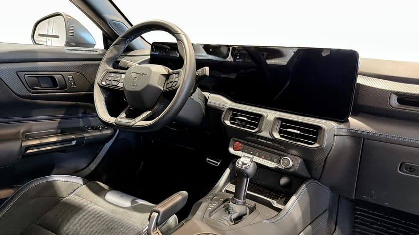 Bild 4 av Ford Mustang Dark Horse Fastback V8 453hk 10AT   Bilen står just nu på C4 Kristianstad