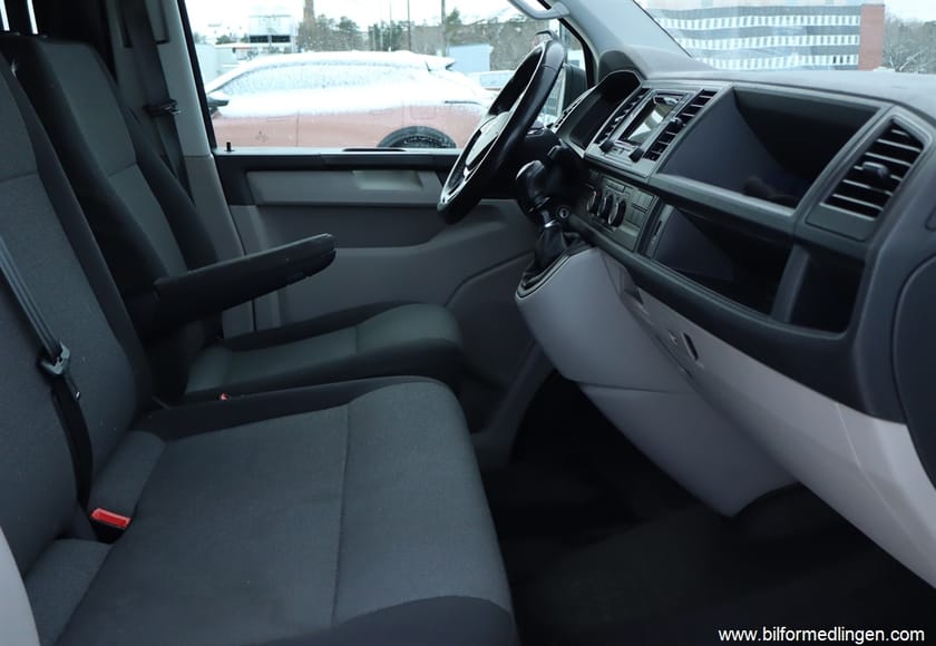 Bild 5 av Volkswagen Transporter 2.0 TDI 102hk Värmare S/V-hjul Dragkrok