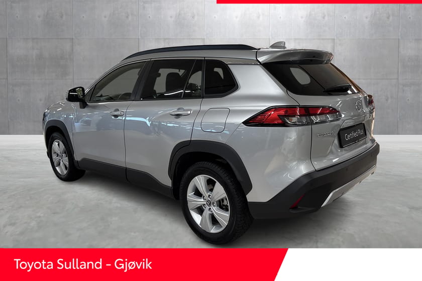 Bilde 3 av Toyota Corolla Cross Hybrid AWD-i Active Tech / AWD / Oppvarmet ratt /