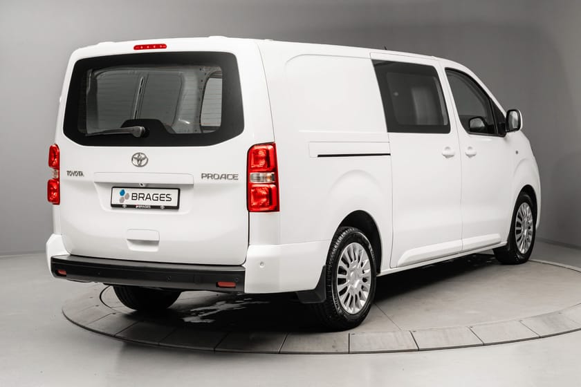 Bilde 4 av Toyota Proace 2,0 D 144 Comfort L2H1 SHB aut