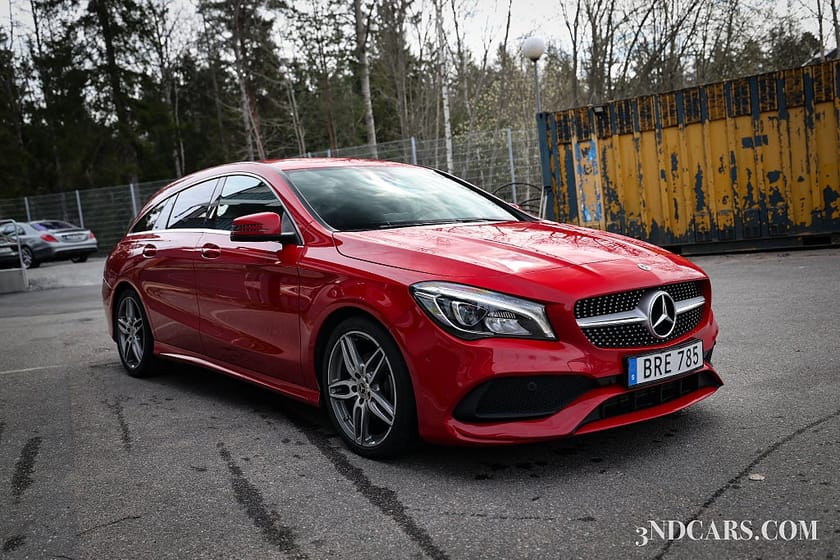 Bild 4 av Mercedes-Benz CLA 200 d Shooting Brake AMG SPORT Euro 6 DRAGKROK 7G-DCT