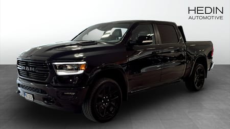 RAM 1500 Crew Cab V8 Flex Fuel 4x4 Night | MOMS KVAR | 3,95% RÄNTA