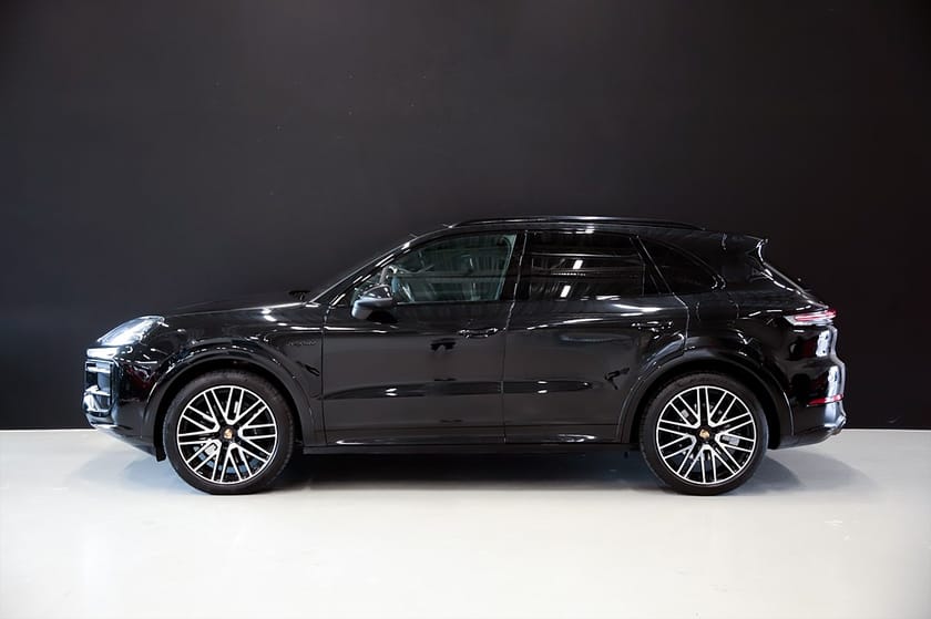 Bild 2 av Porsche Cayenne E-Hybrid TipTronic S, 470hk, 2024