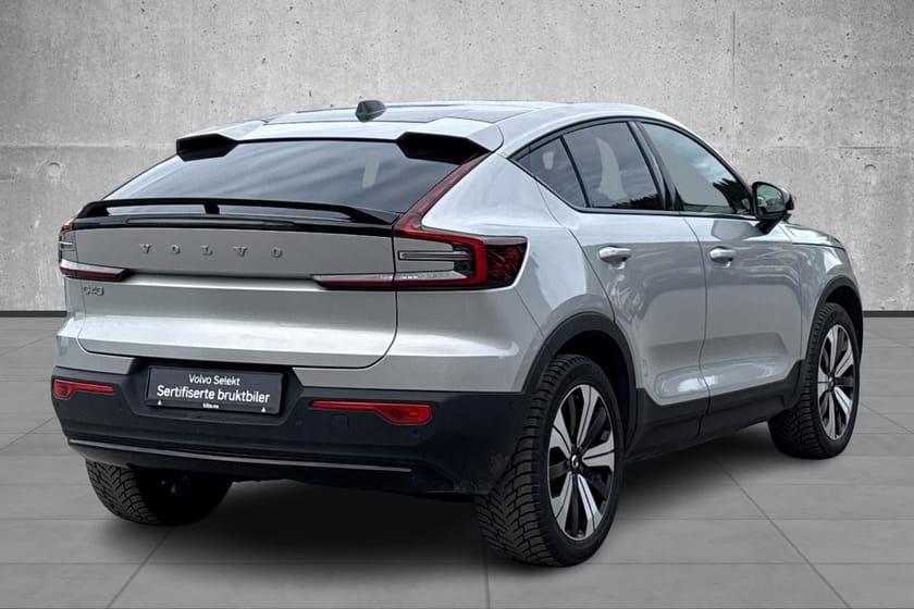 Bilde 5 av Volvo C40 Recharge Twin motor // Ny service mars 2026 // Hengerfeste