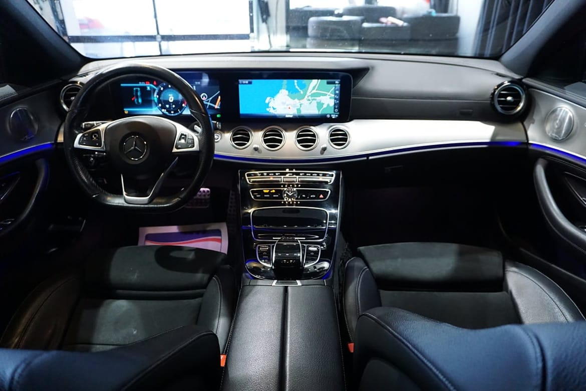 Mercedes-Benz E-Klass 2017 - miniatyr 10