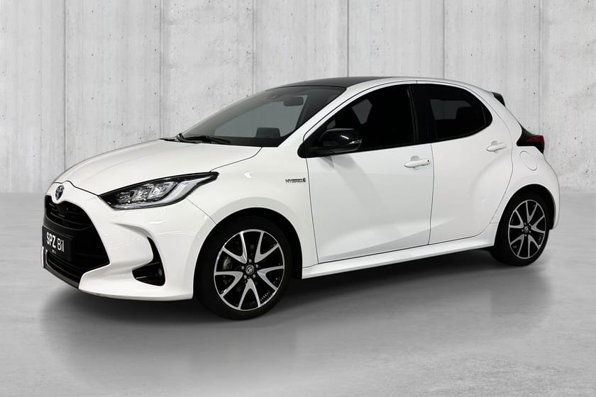 Bilde 2 av Toyota Yaris Hybrid | STYLE | 1 EIER | PANO | KAMERA | SPORTSSETER | ACC |