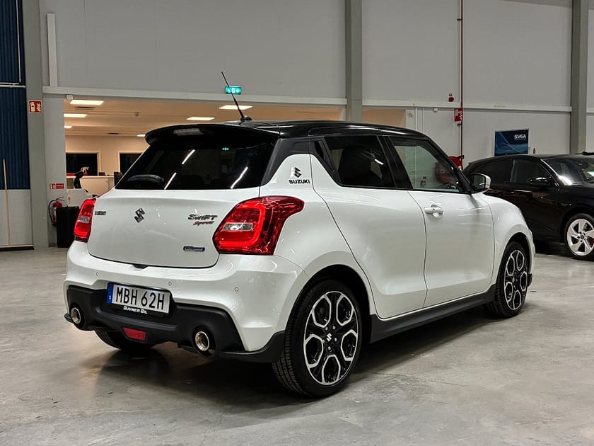 Bild 3 av Suzuki Swift Sport 1.4 Hybrid Adapt. farthållare V-hjul LED