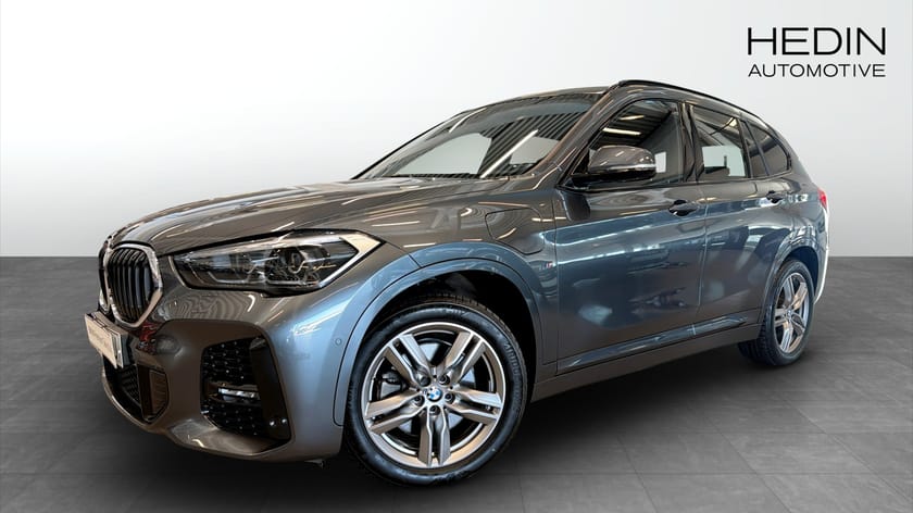 Bild 1 av BMW X1 xDrive25e M-Sport Head-up-display Farthållare