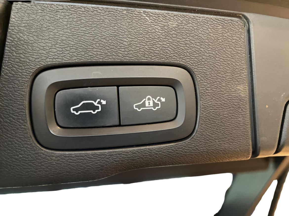 Volvo XC60 2020 - miniatyr 12