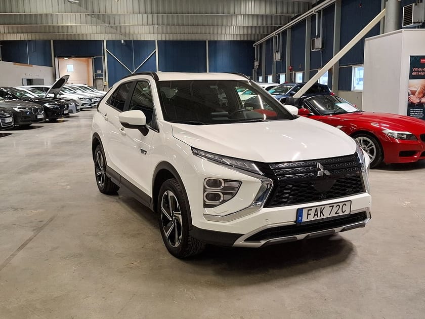Bild 1 av Mitsubishi Eclipse Cross PHEV 2.4 MIVEC S-AWC Fleet Edition  V-hjul