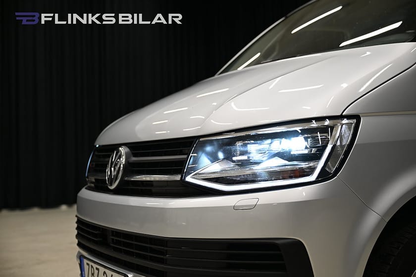 Bild 3 av Volkswagen Transporter 4Motion DSG 150HK Nedlackad|LED|Drag|Värmare
